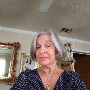 Meet your Posher, Grace